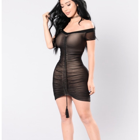 Fashion Nova black ruched dress - Picture 2 of 4